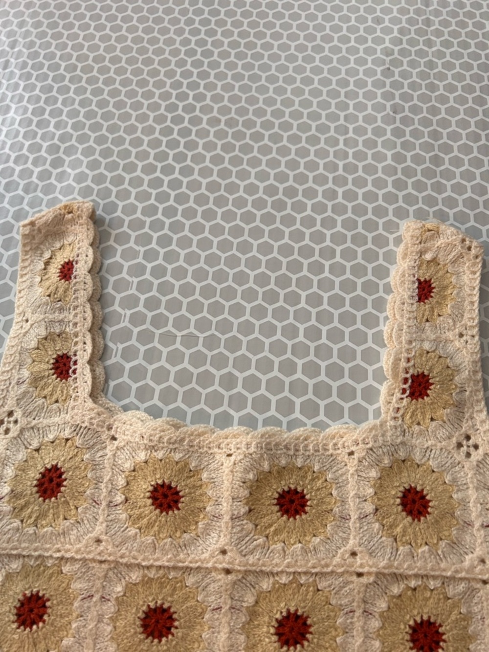 Rebellion Cream Crochet Camisole with Rusty Dark Orange Star Burst Crop Size S - Picture 4 of 8